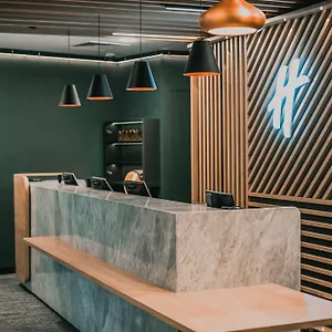 מלון Centre By Ihg